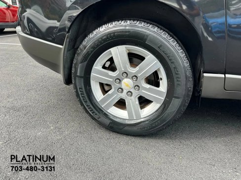 Used 2011 Chevrolet Traverse LT w/ Personal Connectivity Package image 18