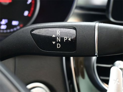 Used 2015 Mercedes-Benz C 300 4MATIC Sedan image 2
