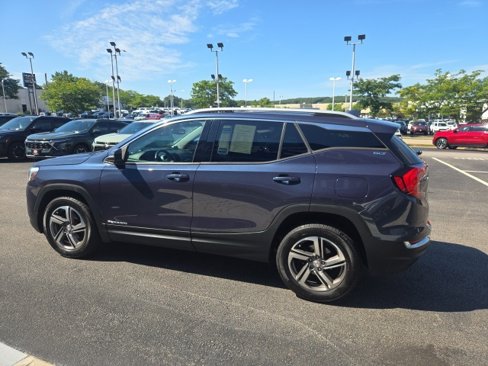 Used 2019 GMC Terrain SLT w/ Preferred Package image 4