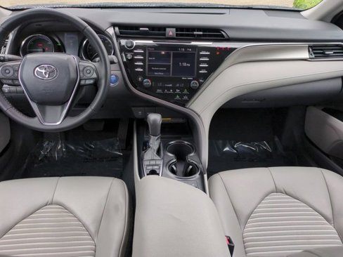 Used 2019 Toyota Camry SE image 13