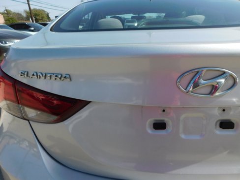 Used 2016 Hyundai Elantra SE image 10