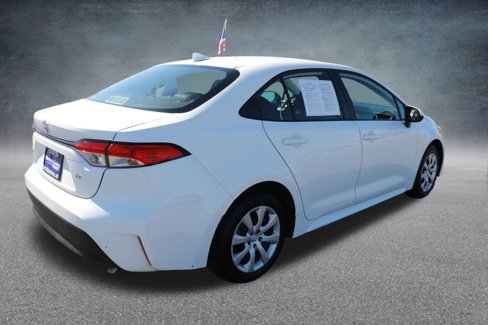 Used 2024 Toyota Corolla LE image 6