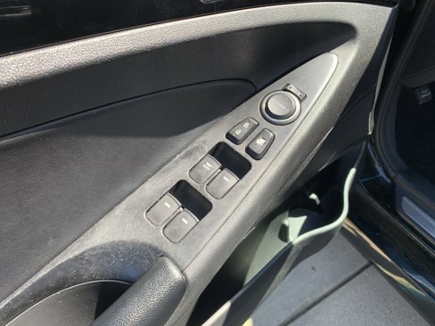 Used 2014 Hyundai Sonata Limited image 15