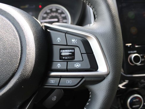 Used 2023 Subaru Forester Limited image 28