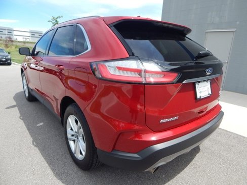 Used 2020 Ford Edge SEL w/ Convenience Package image 2