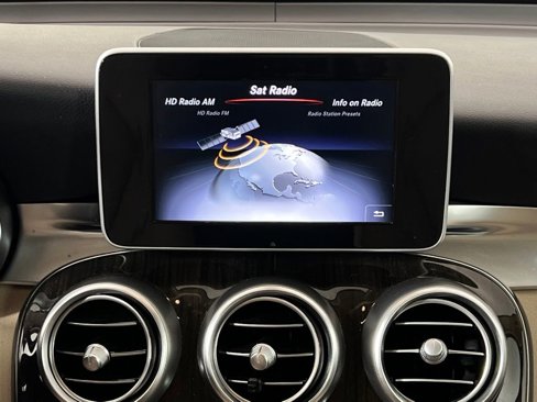 Used 2019 Mercedes-Benz GLC 300 w/ Parking Assistance Package image 22