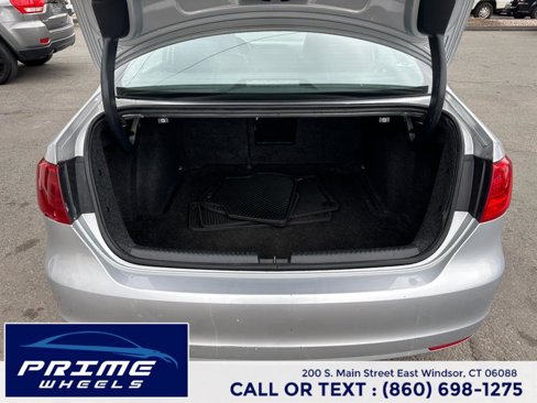 Used 2013 Volkswagen Jetta SE image 11