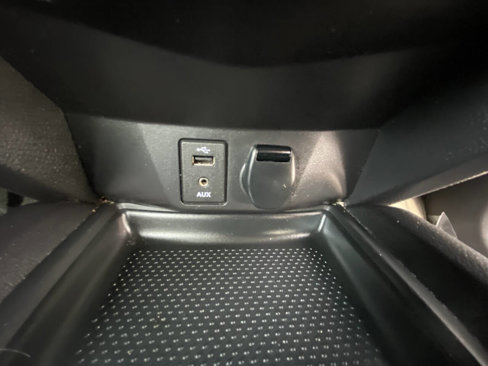 Used 2014 Nissan Rogue SL image 34