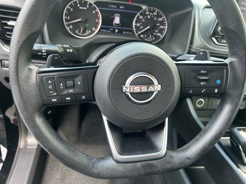 Used 2022 Nissan Rogue SV image 19
