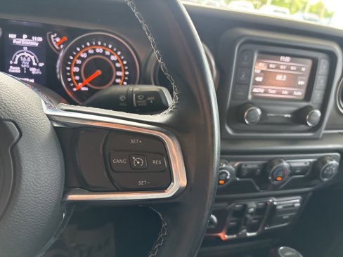 Used 2020 Jeep Gladiator Sport w/ Quick Order Package 24S image 13