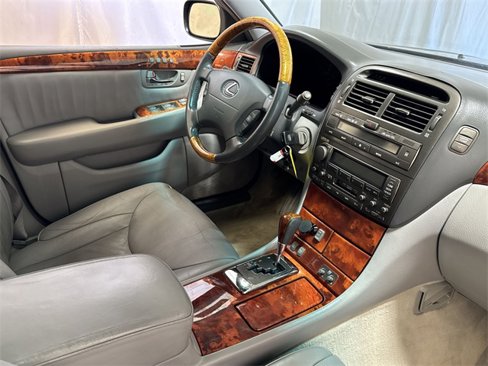 Used 2005 Lexus LS 430 image 23