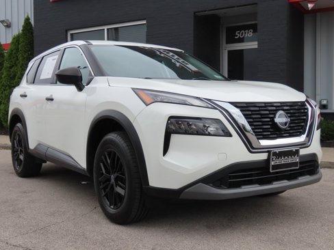Used 2022 Nissan Rogue S image 1