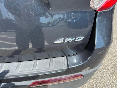 Used 2022 Ford Explorer XLT w/ Equipment Group 202A image 10