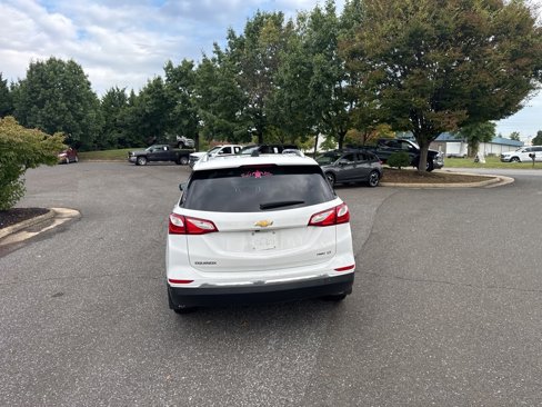 Used 2018 Chevrolet Equinox LT w/ Sun & Infotainment Package image 7