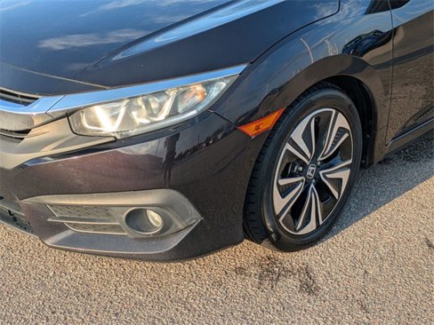 Used 2016 Honda Civic EX-L image 9