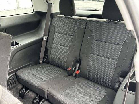 Used 2020 GMC Acadia SLE w/ Driver Convenience Package image 14