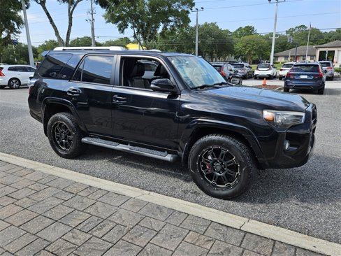 Used 2016 Toyota 4Runner SR5 Premium image 16