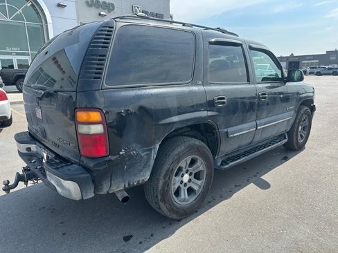Used 2002 Chevrolet Tahoe LS w/ 3rd Row Seat Pkg image 3