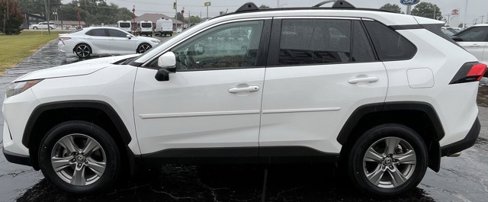 Used 2023 Toyota RAV4 XLE image 5