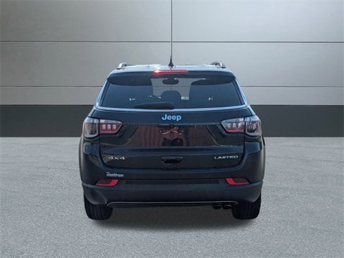 Used 2022 Jeep Compass Limited image 5