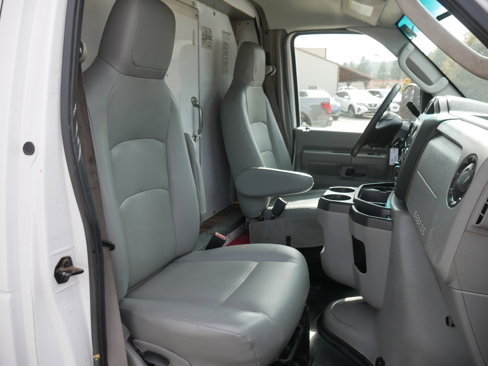 Used 2016 Ford E-350 and Econoline 350 Super Duty w/ Power Windows & Locks Group image 16