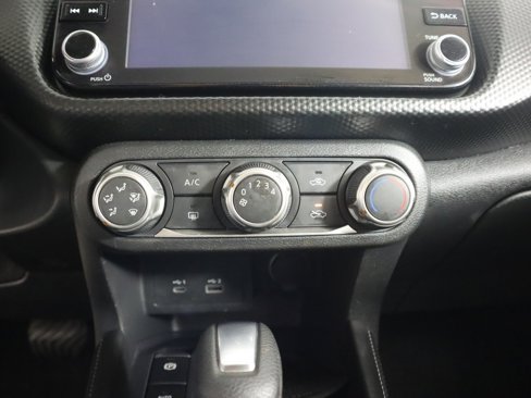 Used 2023 Nissan Kicks SV image 44