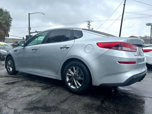 Used 2019 Kia Optima LX image 5