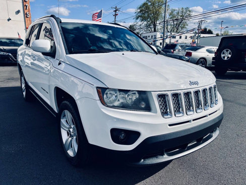 Used 2014 Jeep Compass Latitude w/ Sun/Sound Group image 7