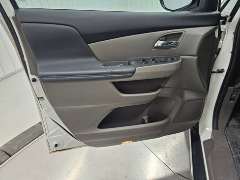 Used 2014 Honda Odyssey EX-L image 28