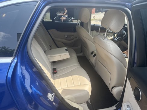 Used 2020 Mercedes-Benz GLC 300 4MATIC image 27