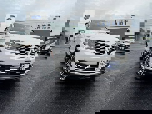 Used 2018 Lincoln MKX Reserve image 1