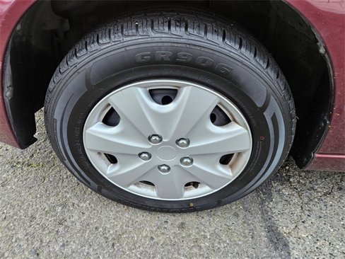 Used 1997 Nissan Altima GXE image 9