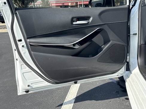 Used 2021 Toyota Corolla XSE image 14