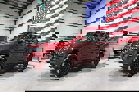 Used 2021 Jeep Grand Cherokee Laredo X image 1