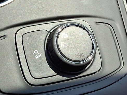 Used 2019 GMC Terrain SLE image 26