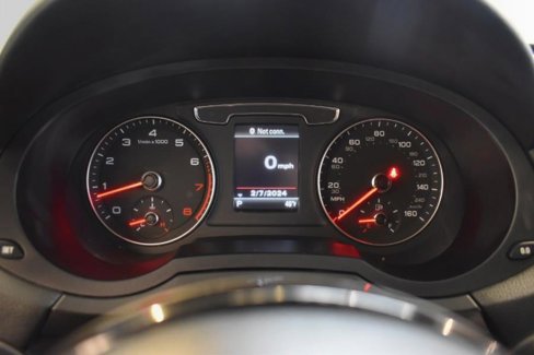 Used 2018 Audi Q3 2.0T Premium Plus w/ Premium Plus Package image 30