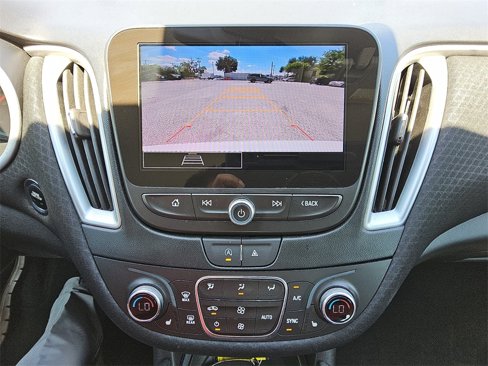 Used 2024 Chevrolet Malibu LT image 20