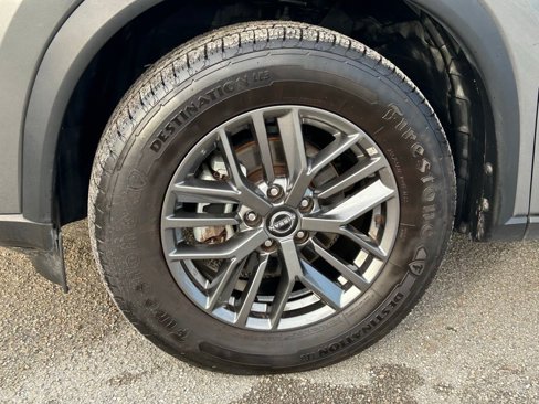Used 2023 Nissan Rogue S image 15