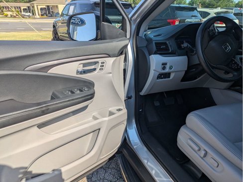 Used 2022 Honda Pilot Special Edition image 13