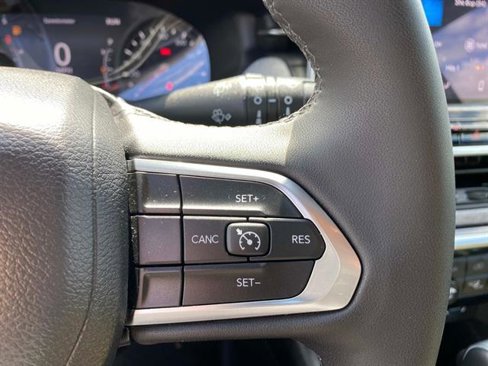 Used 2023 Jeep Compass Latitude w/ Convenience Group image 17
