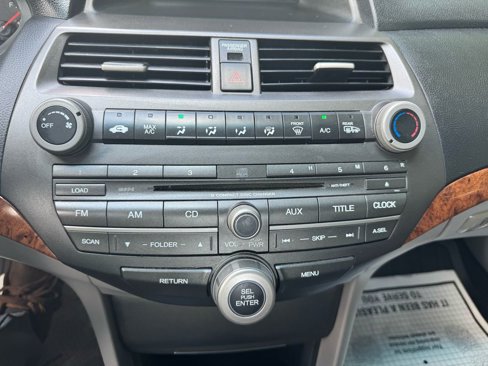 Used 2011 Honda Accord EX image 28