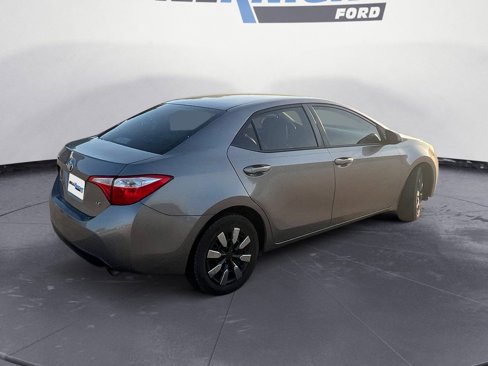 Used 2015 Toyota Corolla L image 5