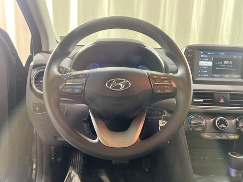 Used 2021 Hyundai Kona SE image 22
