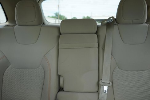 Used 2019 Jeep Cherokee Latitude w/ Popular Appearance Group image 19