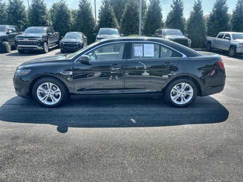 Used 2017 Ford Taurus SE image 5