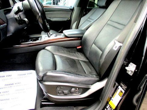 Used 2011 BMW X5 xDrive50i image 13