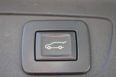 Used 2018 Buick Regal Essence w/ Driver Confidence Package #1 image 11