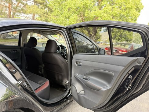 New 2025 Nissan Versa SR w/ Trunk Package image 18