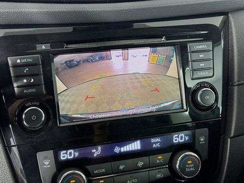 Certified 2020 Nissan Rogue SV image 16