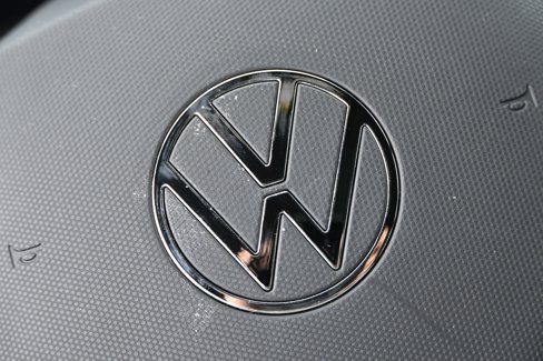 Used 2022 Volkswagen Atlas Cross Sport SE image 39